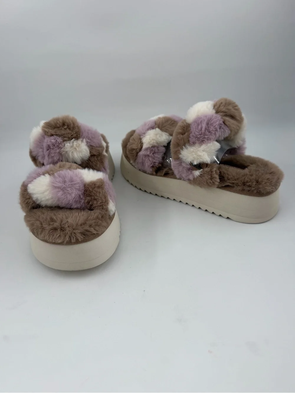 👞 Koolaburra by Ugg Ya-Baby -SZ 3.5- Multicolor Fuzzy Slide Sandals
